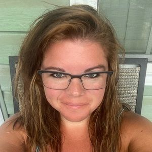 Meet your Posher, Cherie